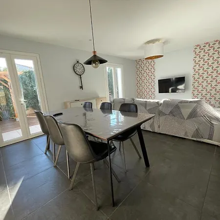 فندق Maison Cosy Proche De Narbonne Avec Piscine باجيس